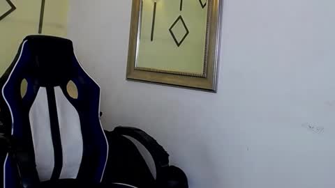 Angel Dusstt online show from 11/27/25, 12:07