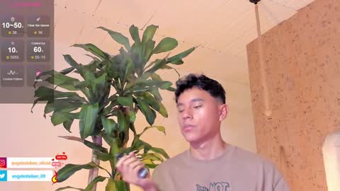 Snapshot of angel_esteban_fx chatting on 02/02/25, 10:24 ngel Esteban online show from 02/02/25, 10:24