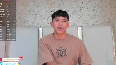 Snapshot of angel_esteban_fx chatting on 02/18/25, 03:53 ngel Esteban online show from 02/18/25, 03:53