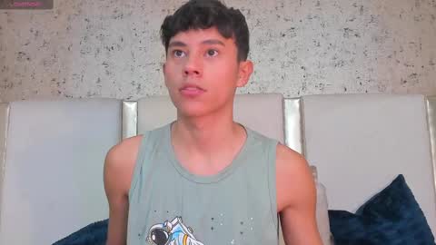 Snapshot of angel_esteban_fx chatting on 03/01/25, 04:26 ngel Esteban online show from 03/01/25, 04:26