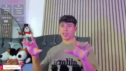 Snapshot of angel_esteban_fx chatting on 03/02/26, 07:10 ngel Esteban online show from 03/02/26, 07:10