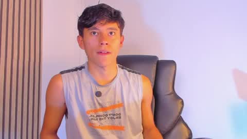 ngel Esteban  online show from 05/15/26, 08:38