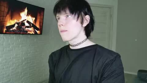 Snapshot of angel_fear chatting on 08/05/26, 08:11 Ray online show from 08/05/26, 08:11
