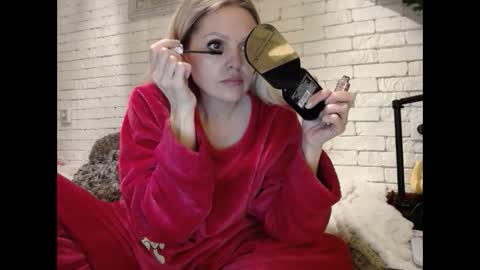 Snapshot of angel_girllovemy chatting on 01/20/25, 04:54 ANGEL online show from 01/20/25, 04:54