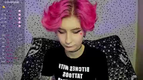 Snapshot of angel_julles chatting on 02/06/26, 02:16 Angel Dust online show from 02/06/26, 02:16