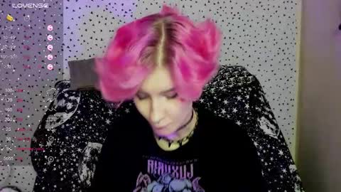 Snapshot of angel_julles chatting on 02/13/26, 05:09 Angel Dust online show from 02/13/26, 05:09