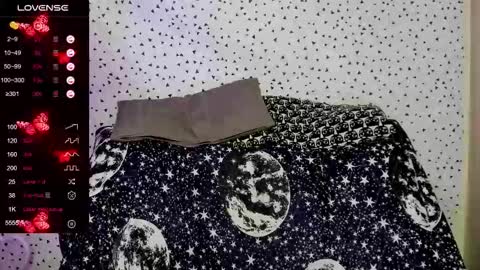 Snapshot of angel_julles chatting on 02/14/26, 05:15 Angel Dust online show from 02/14/26, 05:15