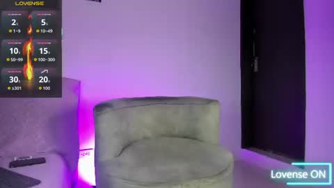 angel_kyrozz online show from 06/18/26, 07:07