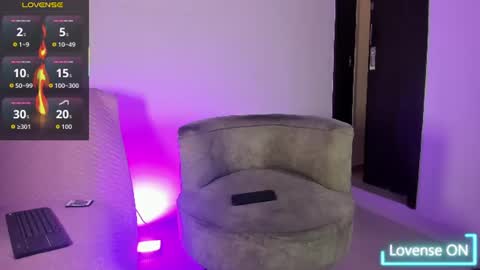angel_kyrozz online show from 06/21/26, 07:05