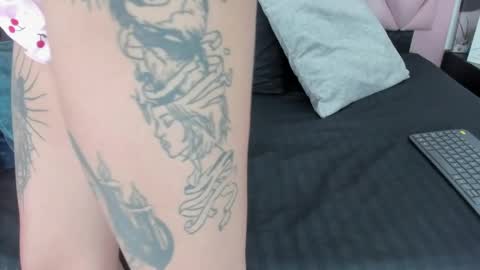 Snapshot of angel_light888 chatting on 03/18/26, 06:38 Angel online show from 03/18/26, 06:38