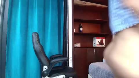 Nicolle  online show from 02/11/25, 11:32