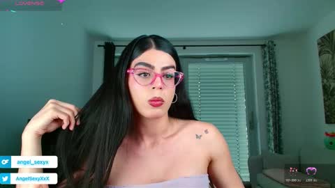 Snapshot of angel_sexyxxx chatting on 05/07/26, 02:00 CALL ME ANGEL online show from 05/07/26, 02:00