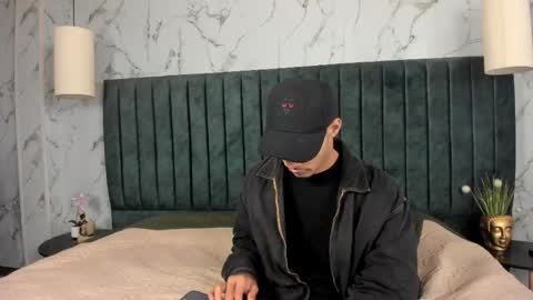 Angel  online show from 04/28/26, 12:32