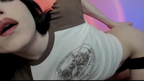 Angel Love online show from 12/11/24, 02:33