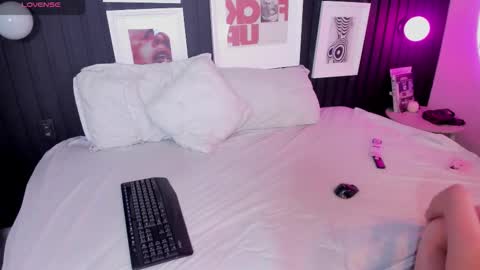 Snapshot of angel_zafiros chatting on 02/04/26, 06:25 Seortia Angel online show from 02/04/26, 06:25