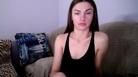 Zoe online show from 12/25/24, 01:41