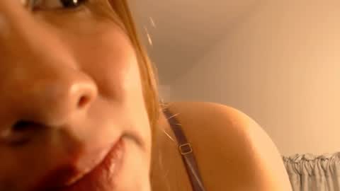 Snapshot of angela_doll01 chatting on 04/09/26, 02:33 angela online show from 04/09/26, 02:33