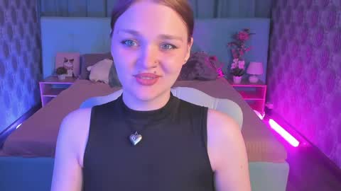 Angela online show from 06/04/26, 12:49