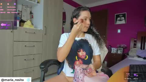 Snapshot of angela_hank2_ chatting on 01/09/26, 07:04 ANGELA online show from 01/09/26, 07:04