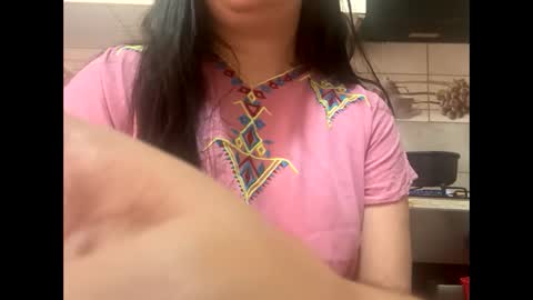 Snapshot of angela_lexxy chatting on 11/10/25, 01:21 call me lexxy online show from 11/10/25, 01:21