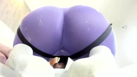 Angela online show from 09/25/25, 02:21