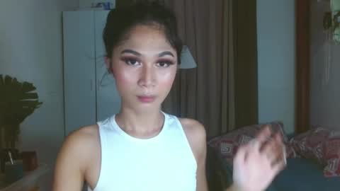 Snapshot of angela_mccollins chatting on 02/09/25, 03:22 angela online show from 02/09/25, 03:22