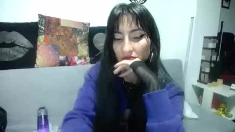  Angela  online show from 03/06/25, 05:03