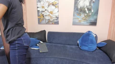 angela_rendon online show from 04/21/26, 11:16