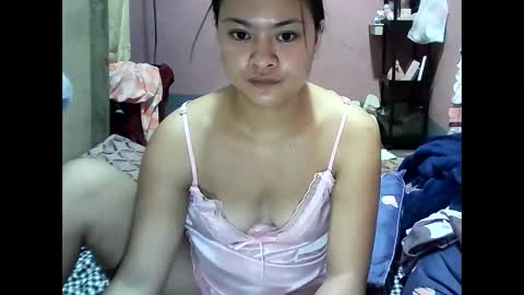 Snapshot of angela_rose12345 chatting on 04/19/26, 12:59 angela_rose12345 online show from 04/19/26, 12:59