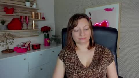 Snapshot of angela_samt chatting on 03/31/26, 06:25 Angela online show from 03/31/26, 06:25