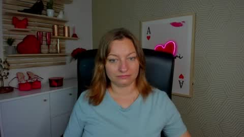 Snapshot of angela_samt chatting on 07/07/26, 05:43 Angela online show from 07/07/26, 05:43