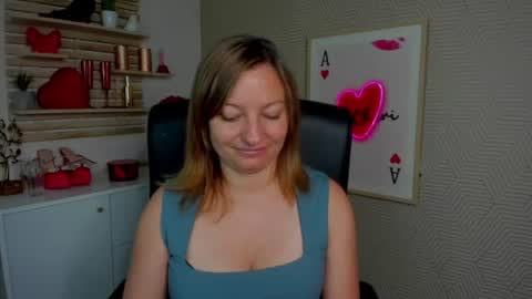 Snapshot of angela_samt chatting on 07/09/26, 06:17 Angela online show from 07/09/26, 06:17