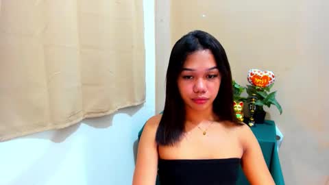 angela_star888 online show from 11/05/25, 10:04