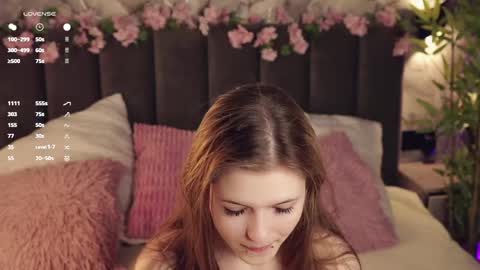 Snapshot of angelabalay chatting on 05/15/26, 01:51 Mary online show from 05/15/26, 01:51