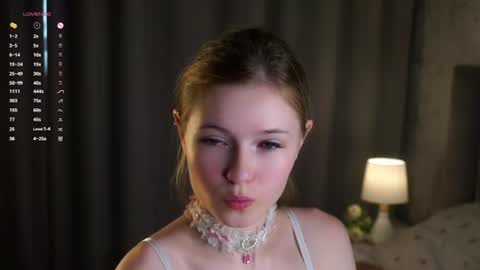Snapshot of angelabalay chatting on 07/22/26, 01:30 Mary online show from 07/22/26, 01:30