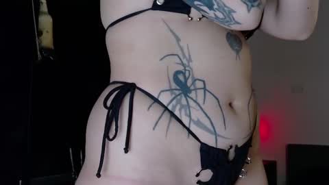 Snapshot of angelabl0odborne chatting on 03/03/26, 11:10 Angela help me reach 100 thumbs up online show from 03/03/26, 11:10