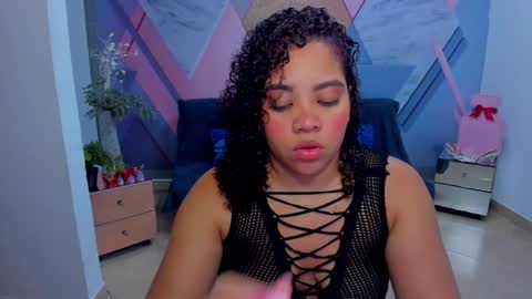 Snapshot of angelacoffee chatting on 01/22/25, 02:26 Angela online show from 01/22/25, 02:26