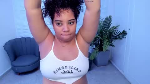 Snapshot of angelacoffee chatting on 02/21/25, 10:17 Angela online show from 02/21/25, 10:17