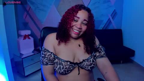 Snapshot of angelacoffee chatting on 10/19/25, 04:24 Angela online show from 10/19/25, 04:24