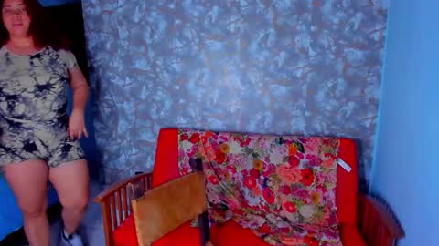 Snapshot of angelacoffee chatting on 12/18/25, 09:43 Angela online show from 12/18/25, 09:43