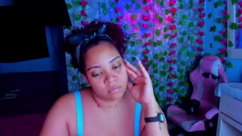 Snapshot of angelacoffee chatting on 04/22/26, 09:27 Angela online show from 04/22/26, 09:27