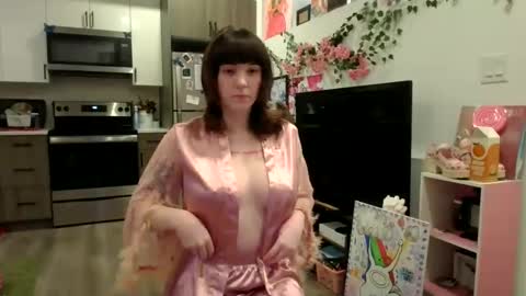Snapshot of angelalice555 chatting on 11/05/25, 09:31 angelalice555 online show from 11/05/25, 09:31