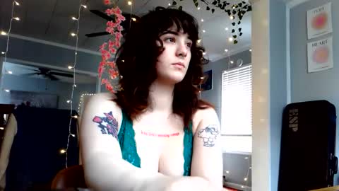 Snapshot of angelalice555 chatting on 03/17/26, 07:06 angelalice555 online show from 03/17/26, 07:06