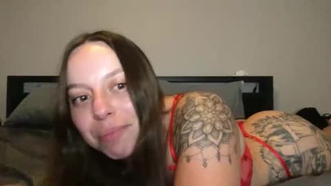 angelalop21 online show from 11/04/25, 12:54