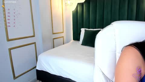 Angela  online show from 01/17/25, 12:10