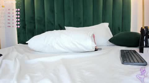 Angela  online show from 02/04/25, 02:53