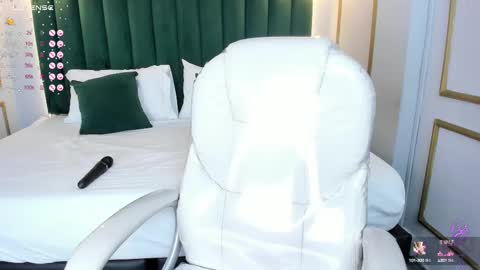 Angela  online show from 02/19/25, 05:49