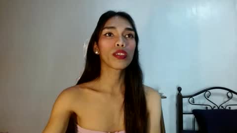 Snapshot of angelamonroe chatting on 01/17/25, 12:42 SENORITA online show from 01/17/25, 12:42