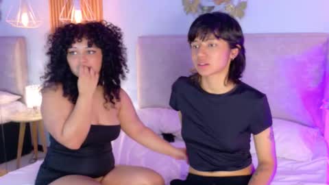 Snapshot of angelandkai chatting on 11/15/25, 05:49 Angelaandkai online show from 11/15/25, 05:49