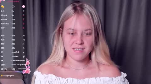 Darsi Anty online show from 09/25/25, 03:16